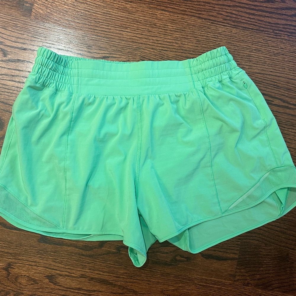 lululemon Hotty Hot High-Rise 4" Lined Short Size 12